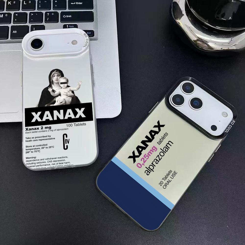 C-Chill Pill XANAXS Phone Case - Apple Iphone 15 Pro Max recension och pris
